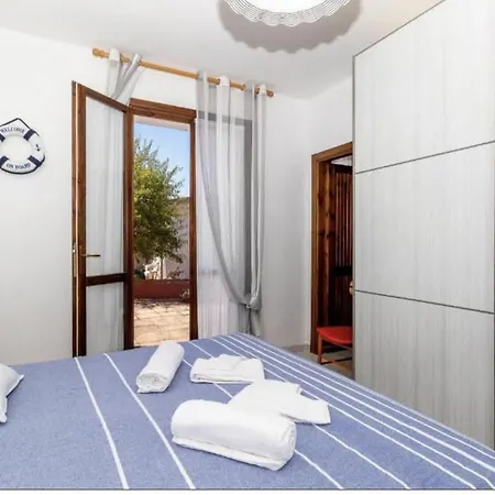 Helena Appartement *